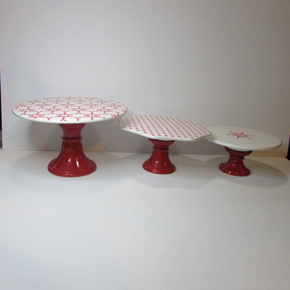 set 3 Avon Holly Dots cake stands Christmas risers snowflake polka dot red white - Picture 2 of 10